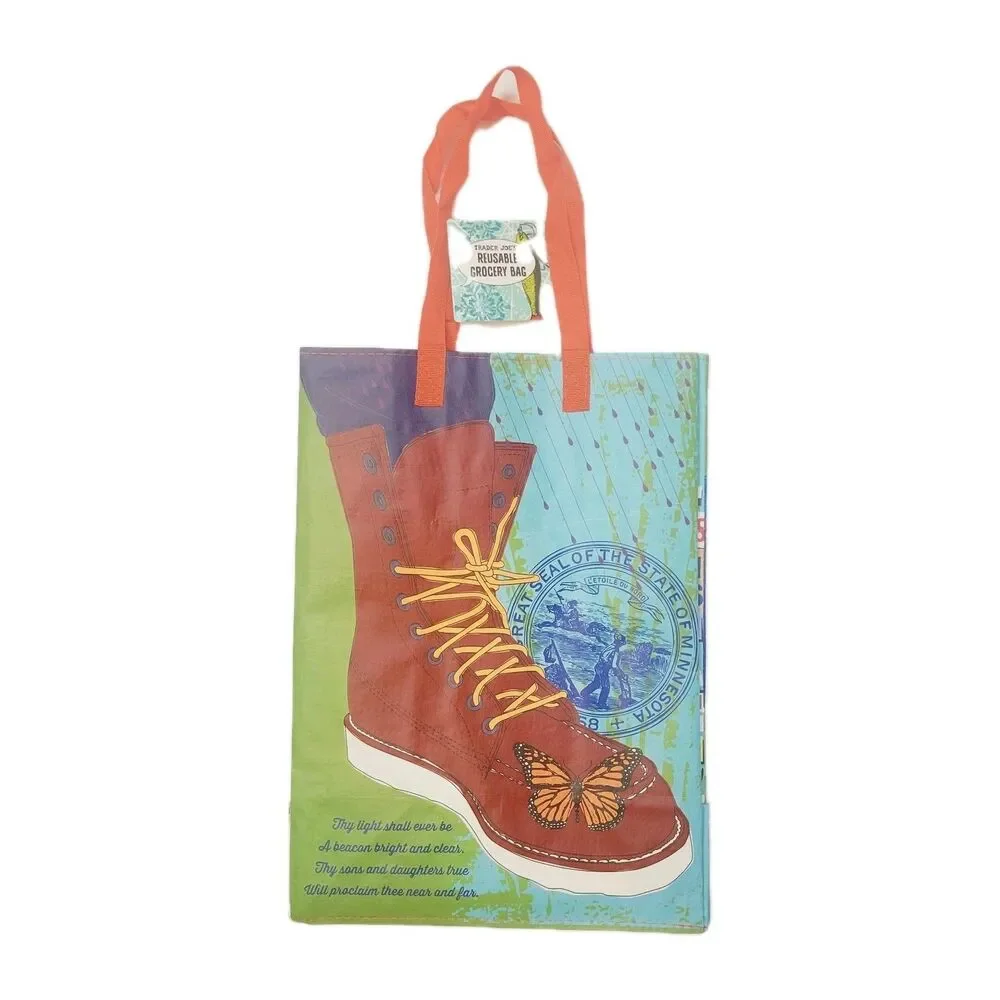 Trader Joe’s Reusable Grocery Tote Bag Goat Winter Design Limited Edition NWT